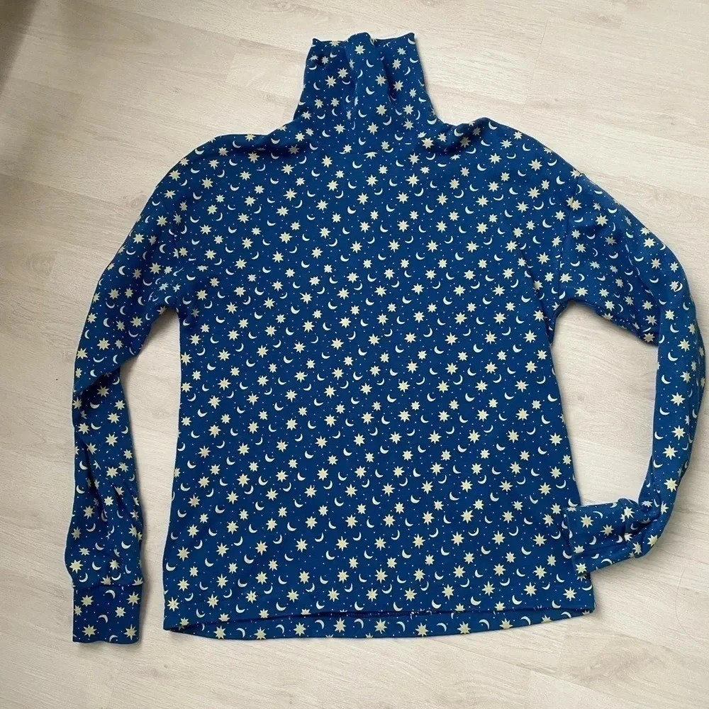 Vintage - 90s Glow in the dark Star Covered Turtleneck